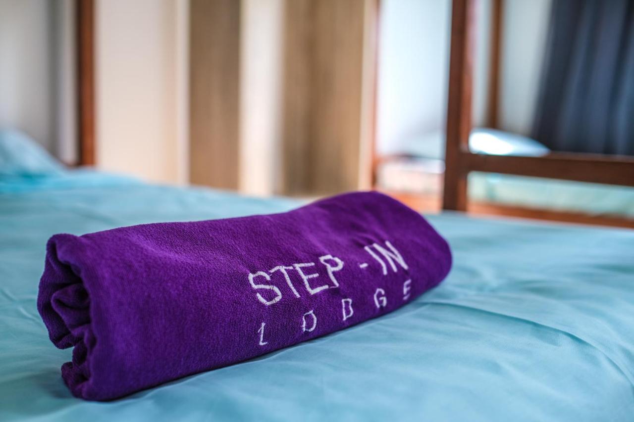 Step-In Lodge Kota Kinabalu Exteriör bild